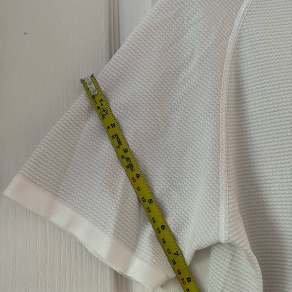 Lululemon Men’s Tee White | Breathable Athletic Shirt | Size L (Measured) - Picture 9 of 10